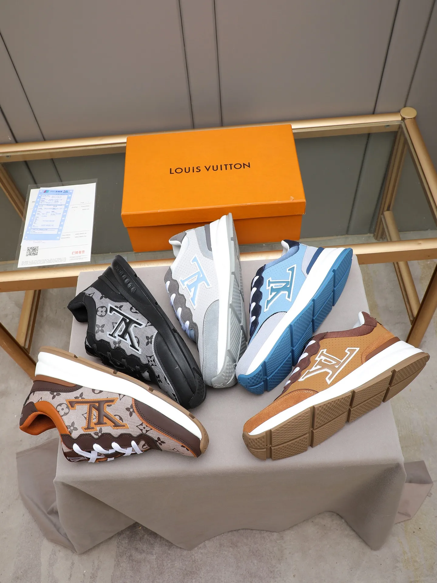 Men's shoes 💰460 Brand: LOUIS VUITTON Louis Vuitton LV Size: 38 39 40 41 42 43 44 (45 customized) Fabric: original cowhide cowhide 🔸Inside of: mesh 🔺Sole: counter foam outsole